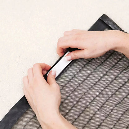 Magic Mesh Deluxe- Hands Free Magnetic Screen Door
